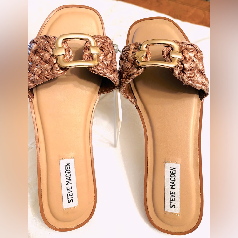 Brand new Steve Madden sandals